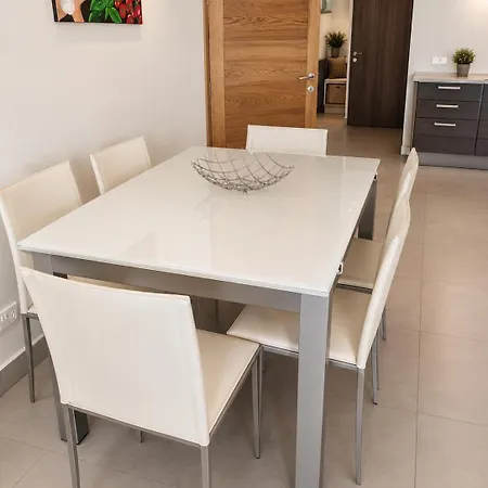 Appartamento 2br Sea View With Terrace & Bbq